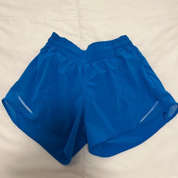 lululemon athletica Pants - lulu hotty hot shorts